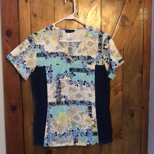 Cherokee Scrub Top